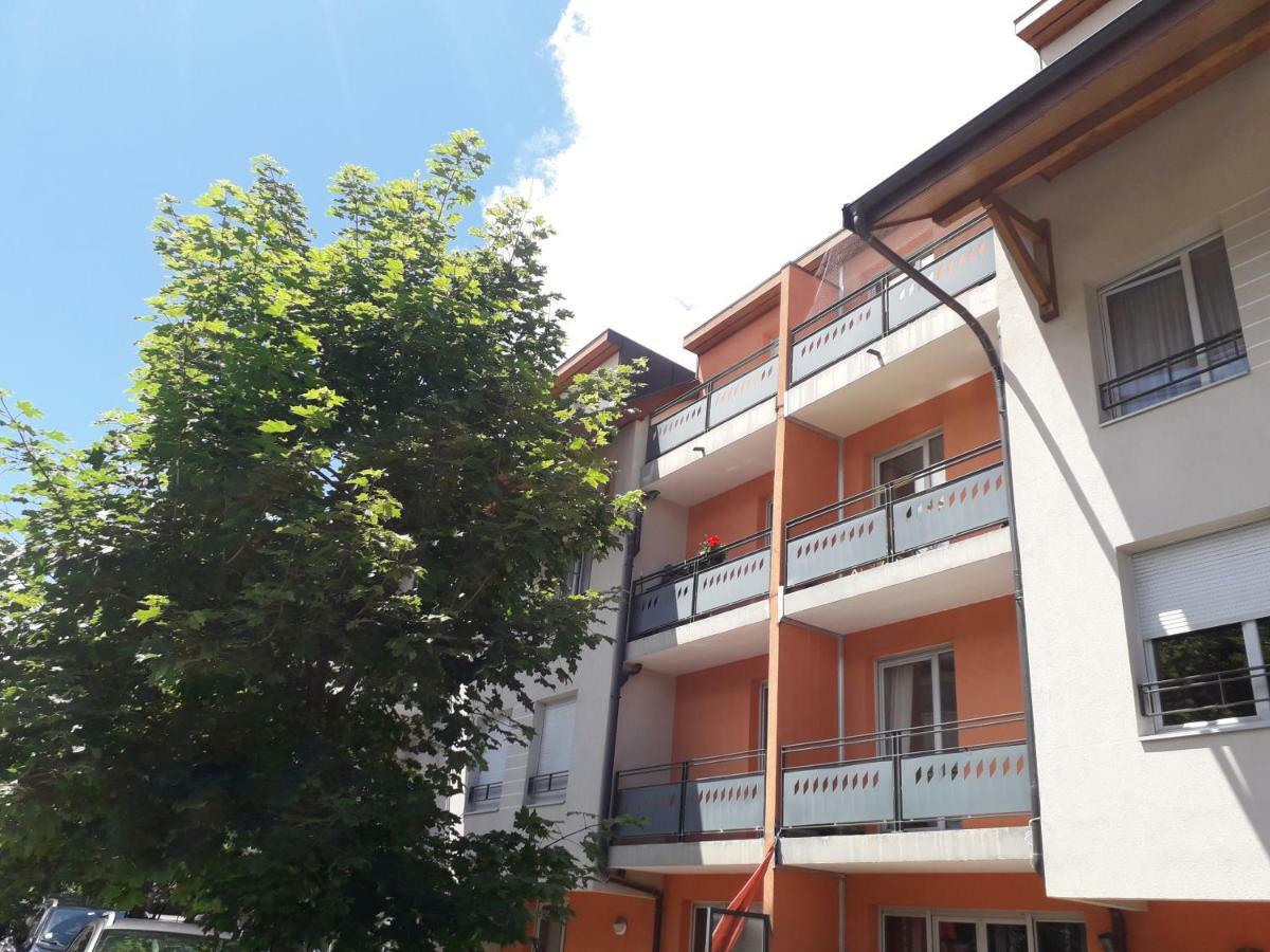 Les Lauzieres Apartment Beaumont  Luaran gambar